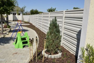 Betónové ploty TR beton nijako nenarúšajú príjemné prostredie domova